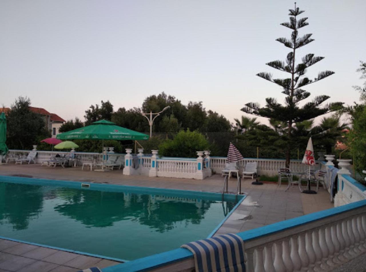 Rais Hotel Algiers ภายนอก รูปภาพ